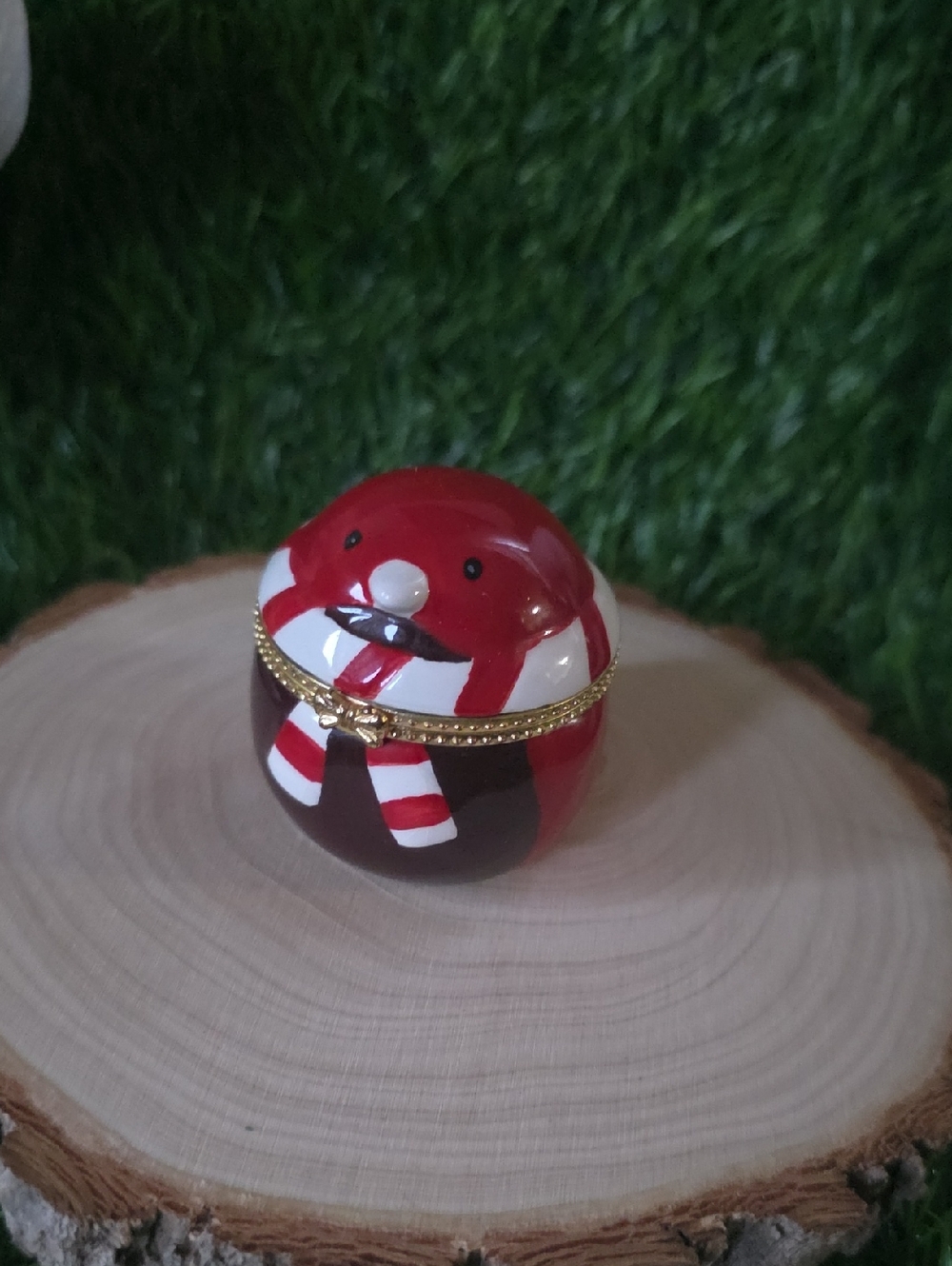 2013 Avon Red Robin Holiday Trinket Keepsake